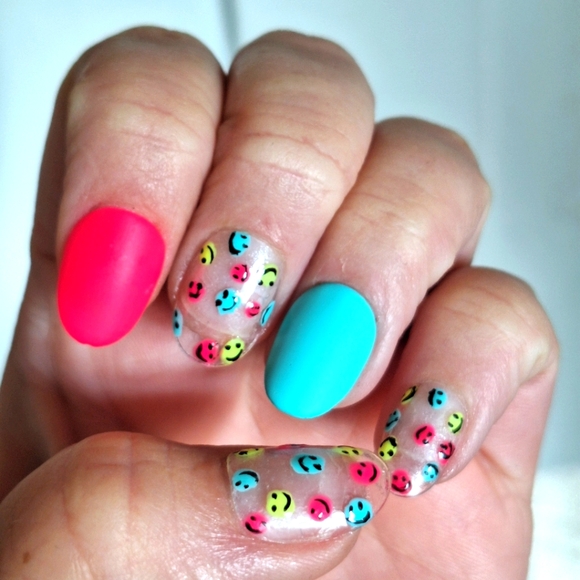 Press On Nails CUSTOM 10 Piece Nekked Neons Matte Short Oval Customizable NIP - Picture 3 of 10